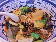 -串串叔叔麻辣烫(铜锣湾店)