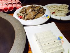 -咕嘟草帽鱼·牛奶一样的鲜鱼汤(包河万达广场创始店)