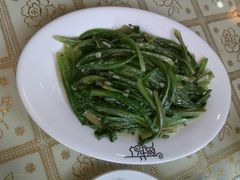 蒜泥油麦菜-克拉玛依新疆餐厅