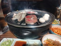 -明洞阿姨·韩式酱蟹烤肉·创意料理(三元桥店)