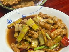 -芦茨金富饭庄·25年老字号·专做稻草鸡