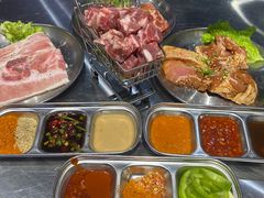 -马路牙子烧烤音乐酒馆(望京店)