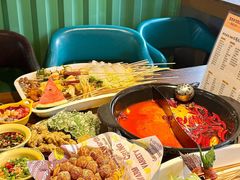 -签多多串串香火锅