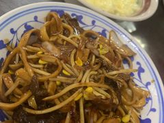 -珠宝街老左杂酱面馆