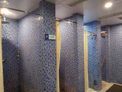 -七彩阳光游泳俱乐部(江北远洲店)