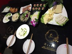 -唯爱KTV聚会餐厅(仙林东城汇店)