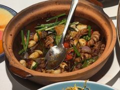 -八府香鸭·啫啫煲(华山路店)