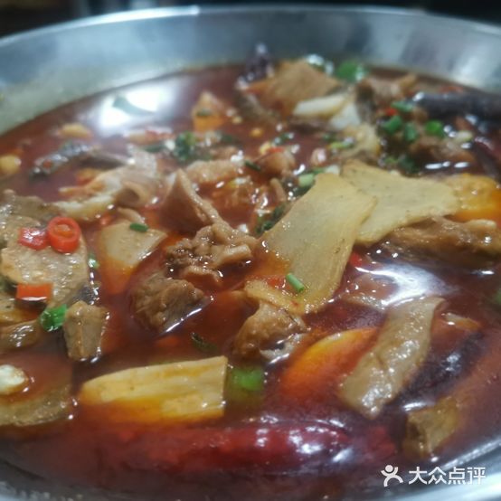 哈奇特色牛杂火锅城(滨江路店)