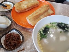 鸡汤鲜肉小混沌-老上海里弄味道(知春路店)