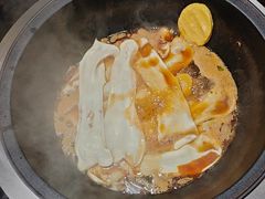 -人民公社铁锅炖·东北菜(卫国道店)