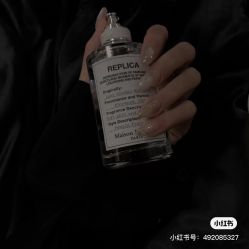 -Pink You美甲洗眉纹绣定制中心
