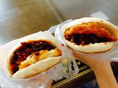 -清真马乐贝腊牛肉蛋黄菜夹馍(马蓉洒金桥店)