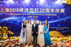 -Flora婚纱礼服定制租赁店