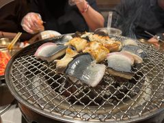-草家酱蟹炭火烤肉店(珲春南路一店)