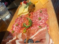 -Brut Eatery Wine Bar & Restaurant (建国东路店)