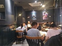 -豪享来中西餐厅(延安东路店)