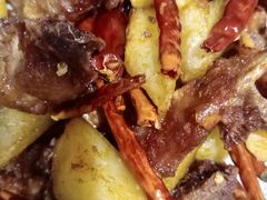 -隔壁老王·家常云南菜(花巷店)