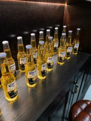 -东方先生国潮男士理发馆