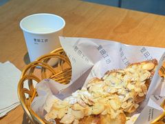 -麦田工坊(月湖店)