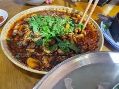 -杨三孃跷脚牛肉(美洲花园店)