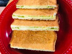 咖椰吐司-HELLO 27 意面·沙拉·帕尼尼