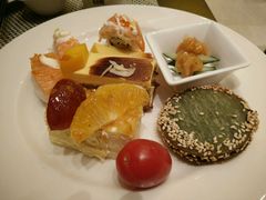 -南湖名都·景湖轩全日制餐厅·海鲜自助·东南亚风味·临湖而食