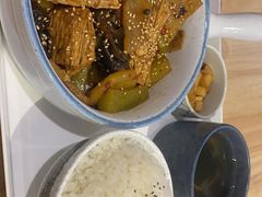 -轻蔬不用等·素食(江苏路店)