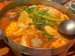 招牌暖心肥牛泡菜锅-仓桥家·焗寿司·锅物(光谷步行街店)