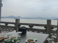 -湖畔居茶楼(湖滨店)