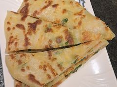 -靠山屯东北农家菜(八龙桥雅苑店)