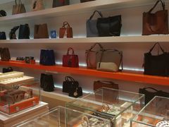 -Folli Follie(海港城店)