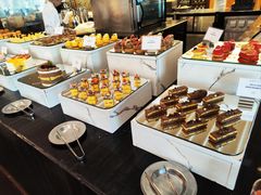 -圣丰索菲特·2 On 988 Café 自助餐厅