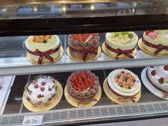 -花花卷卷·鲜食蛋糕(静安久光百货店)