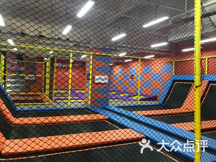 airpark爱尔城运动工场(凯德mall新都心店)图片 - 第2张