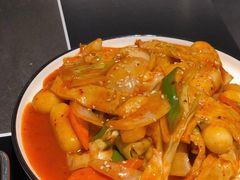 鱼饼炒年糕-博欧姆新派韩国料理·炸鸡(艾尚店)