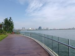 -上海滴水湖皇冠假日酒店