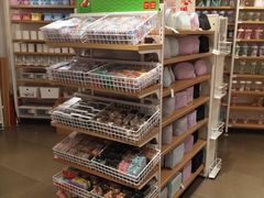 -名创优品(山东青岛东方城店)