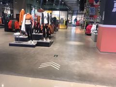 -adidas(滔搏朝阳大悦城店)