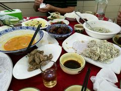 -侬佳蒸菜馆(听潮店)