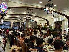 大堂-清真·玛丽亚新疆菜主题餐厅(浙江中路店)