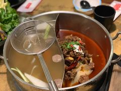 -左庭右院鲜牛肉火锅(金山万达店)