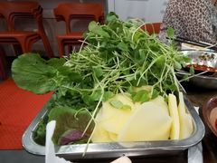-猪肉摊地摊火锅(陕西路店)