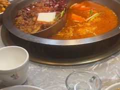 -沸炉重庆老火锅(军事博物馆店)