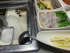-海底捞火锅(关山保利店)