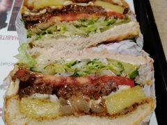 -The Habit Burger Grill 哈比特汉堡(复兴soho店)