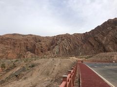 -天山神秘大峡谷