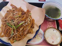 -赵财财·肠粉·煲仔饭(华润万象城店)