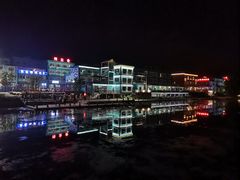 -百里峡七彩艺术小镇