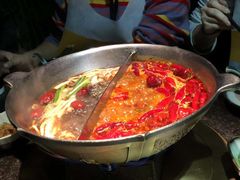 -湊湊火锅·茶憩(新中关购物中心店)