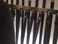 -文艺复兴百货(米兰大教堂广场店)